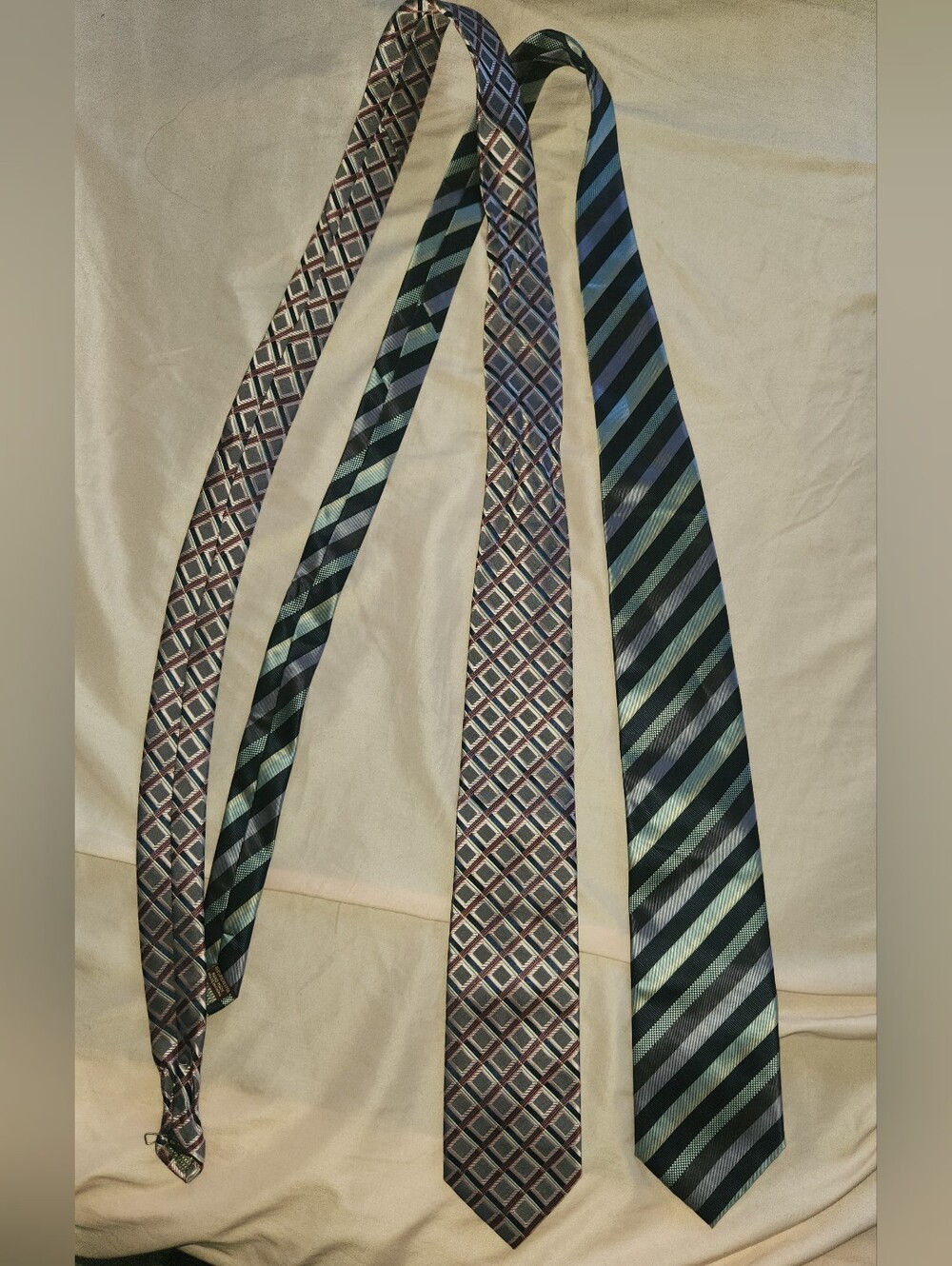 2 Classic Men's Multi-Pattern Neck Tie Set in Green and Brown